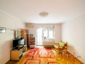 Prodajemo 3.0 stan, 82m2, Knez Miletina, Bajlonijeva pijaca